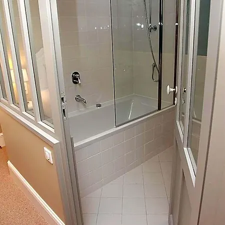 Le Gentleman Hotel